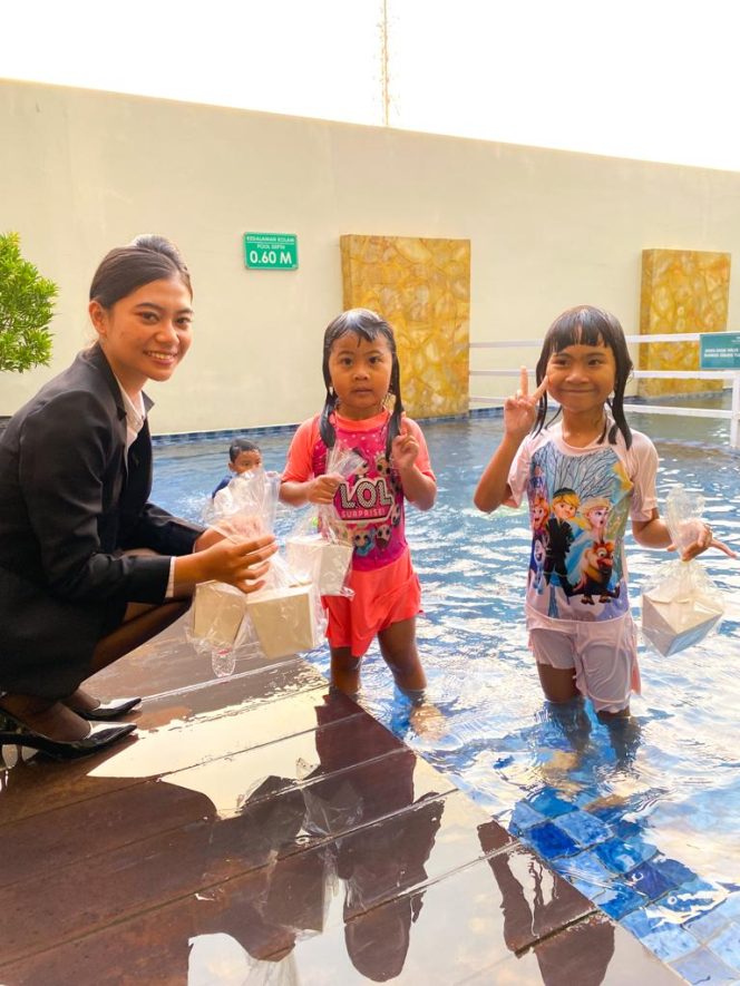 
					Hotel Santika Pekalongan: Menikmati Weekend yang Menyenangkan dengan Mengajak Anak Berenang di Hotel Bintang Tiga.