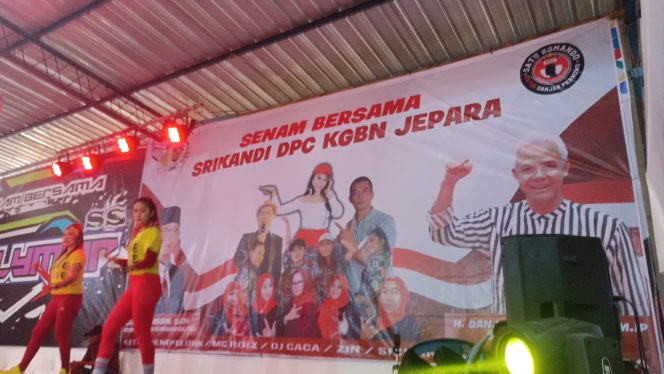 
					Gaet Suara Perempuan, Relawan Ganjar Gelar Senam Pagi
