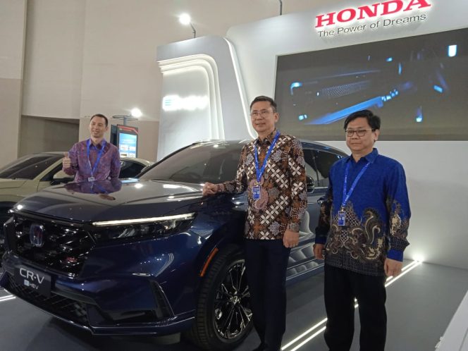 
					Honda menghadirkan visi elektrifikasi serta menawarkan program penjualan menarik di GIIAS Semarang 2023