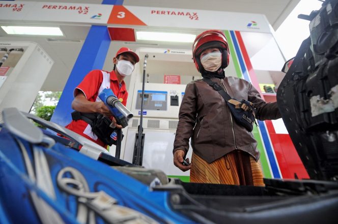 
					Harga Pertamax Series dan Dex Series Kembali Turun di Awal Bulan Desember 2023.