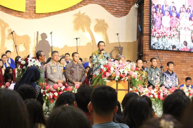 
					Tinjau Ibadah Natal, Nana : Tak Perlu Resah, Kami Jamin Keamanan di Jateng.