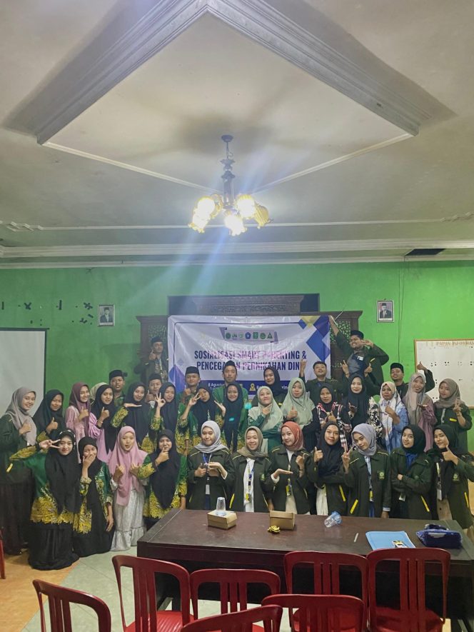 
					Cegah Pernikahan Dini, KKN Unisnu Jepara Gelar Sosialisasi Smart Parenting