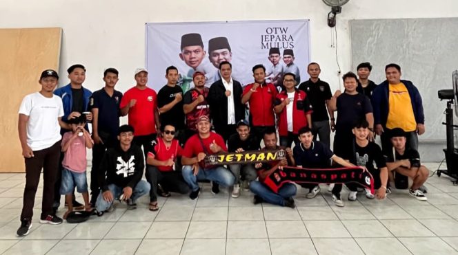 
					Suporter Bola Jetman Siap All Out Menangkan Mas Wiwit – Hajar di Pilkada Jepara 2024