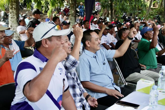 
					Yoyok-Joss Dapat Dukungan Ratusan Caddy Golf di Pilwakot Semarang