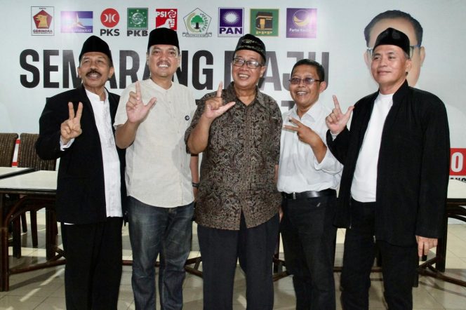 
					Ada Kecocokan Program, Relawan Sayap Katulistiwa Dukung Yoyok-Joss di Pilwakot Semarang