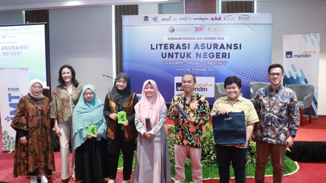 
					AXA Mandiri Berikan Edukasi Keuangan dan Kesehatan ke Pelaku UMKM di Semarang