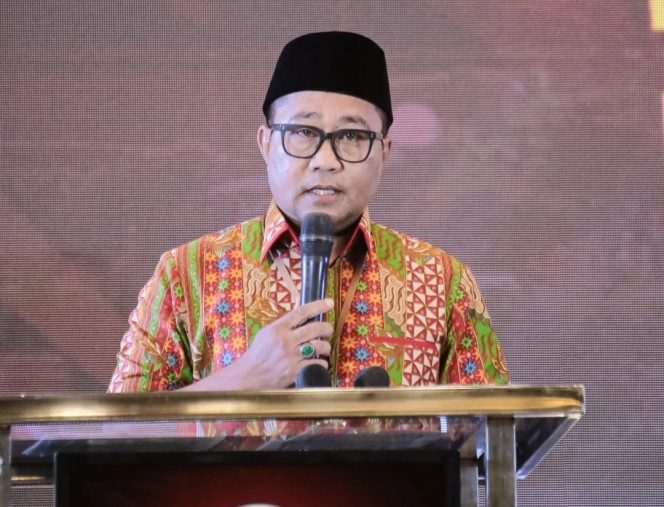 
					Calon Wakil Wali Kota Semarang nomor urut 1, Iswar Aminuddin.