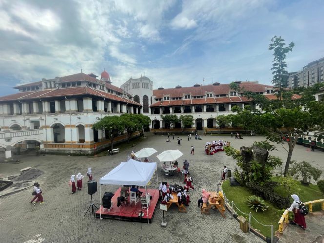 
					Ayo Meriahkan Lawang Sewu Romantic Moments, Perayaan Akhir Tahun Penuh Kenangan di Kota Semarang