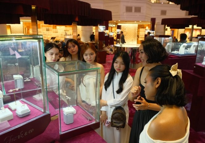 
					Rayakan HUT ke-29, Frank & co. Gelar Pameran Berlian Mewah Alami di La Moda Plaza Indonesia