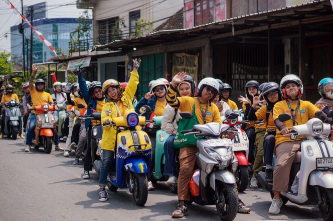 
					Komunitas Fazzio Semarakkan Kemerdekaan dengan Touring Napak Tilas di Jateng