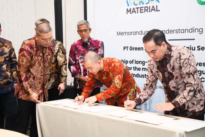 
					Jateng Bakal Punya Pabrik Pengolah Sampah Senilai 200 Juta USD