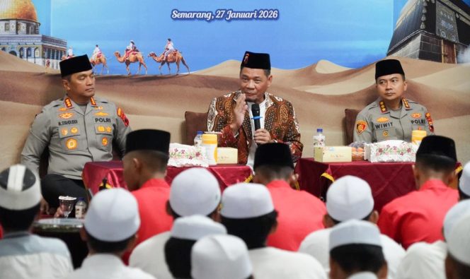 
					Mi’raj Hati di Balik Seragam: Refleksi Isra Miraj dan Pengabdian yang Tersucikan di Polrestabes Semarang