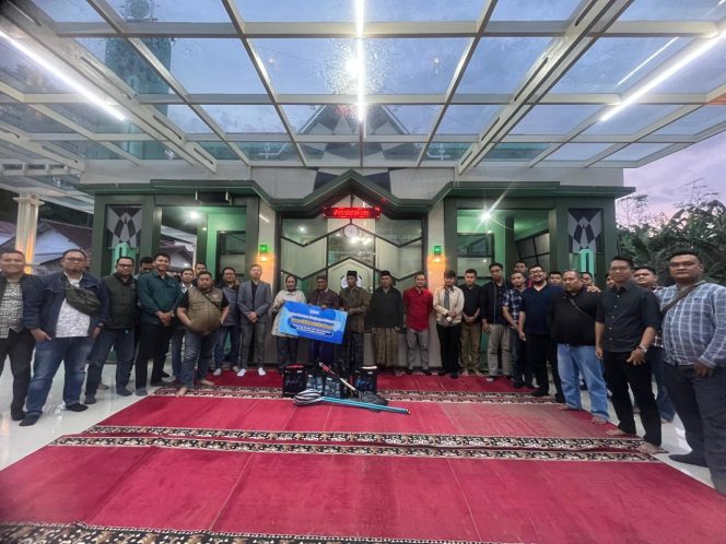 
					BRI BO Slawi menyalurkan bantuan berupa alat kebersihan dan dukungan dana tunai kepada Mushola Al Furqon yang berada di wilayah Bumijawa, Slawi.
