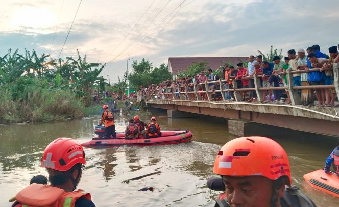 
					Dua Remaja Tenggelam di Sungai Grobogan, Satu Terseret Arus Satunya Lagi Jadi Korban Jiwa