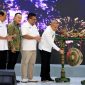 Gubernur Jawa Tengah Ahmad Luthfi bersama Ketua DPD REI Jateng Harmawan Mardiyanto membuka Rapat Kerja Daerah (Rakerda) DPD REI Jateng di Wisma Perdamaian, Kota Semarang, Rabu (11/2/2026).