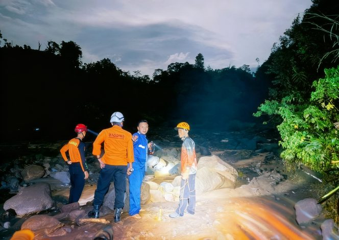 
					Tragedi Lahar Dingin Merapi: Empat Penambang Hilang, Satu Tewas, Belasan Truk Tertimbun di Magelang