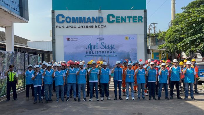 Selama periode Siaga Ramadan dan Idul Fitri 1447 H tahun 2026, PLN UID Jawa Tengah menyiagakan total 3.888 personel. Tim tersebut terdiri dari 3.440 tenaga alih daya, 358 pegawai PLN, serta 90 personel Pekerjaan Dalam Keadaan Bertegangan (PDKB) yang siap menangani potensi gangguan kelistrikan di lapangan.