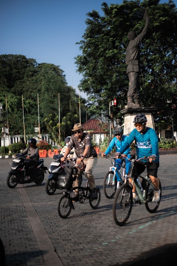 Dalam upaya mendukung ketahanan energi nasional sekaligus menekan emisi karbon, PT PLN (Persero) Unit Induk Distribusi Jawa Tengah (UID Jateng) meluncurkan program “PLN Clean Energy Day” yang mulai dilaksanakan pada Jumat (10/4).