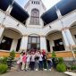 KAI Wisata dan komunitas cat lovers jaga kucing di Lawang Sewu