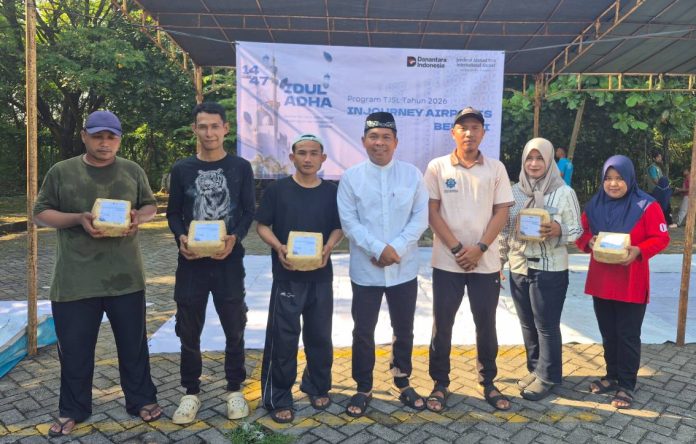 Bantuan daging kurban Bandara Ahmad Yani Semarang