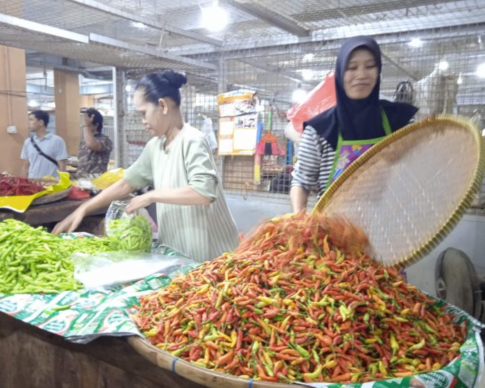 Harga Cabai dan Bawang Melonjak, Inflasi Jawa Tengah Tetap Terjaga di Sasaran