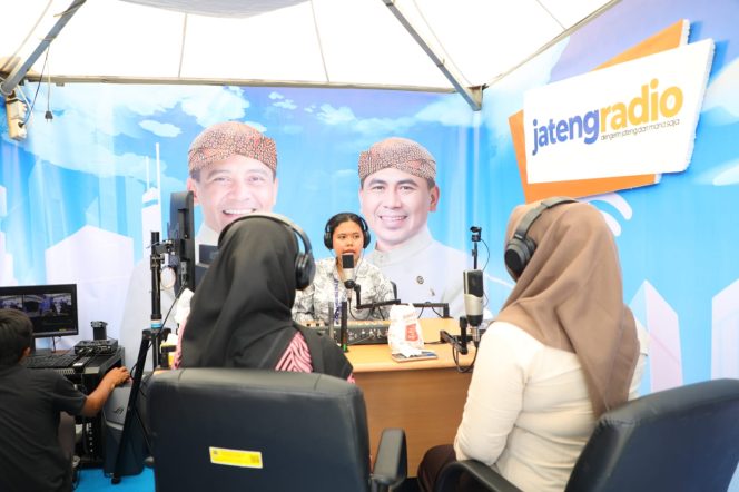 
					Bukan Sekadar Pameran, Stan Jateng Radio Jadi Ruang Pengunjung Berani Bersuara