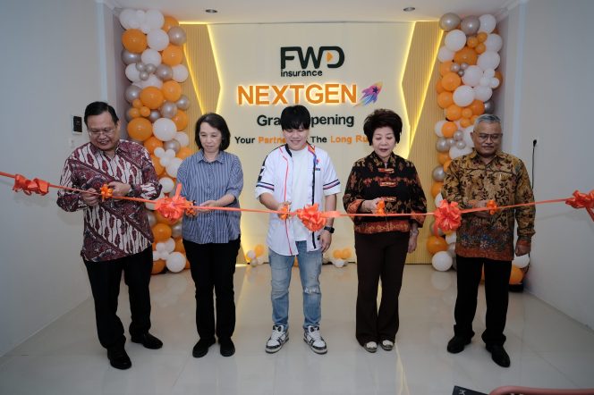 
					Digerakkan oleh Generasi Muda, FWD Insurance Resmikan Kantor Pemasaran Mandiri di Semarang