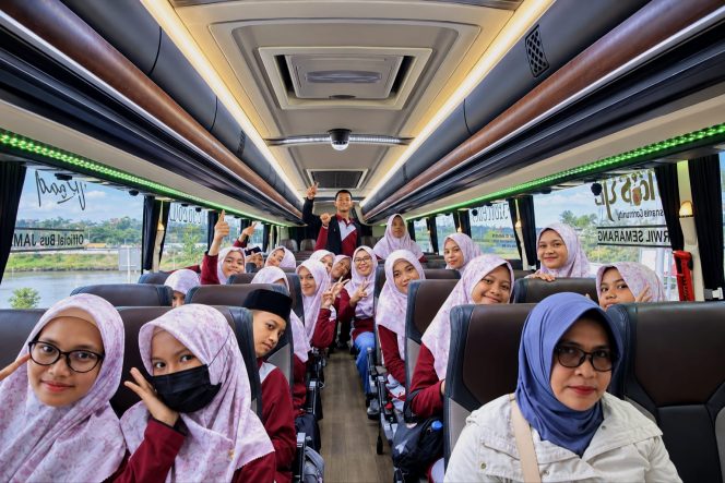 
					Disambut Selendang Rajut Jepara, Kafilah Papua Barat Daya Puji Jateng