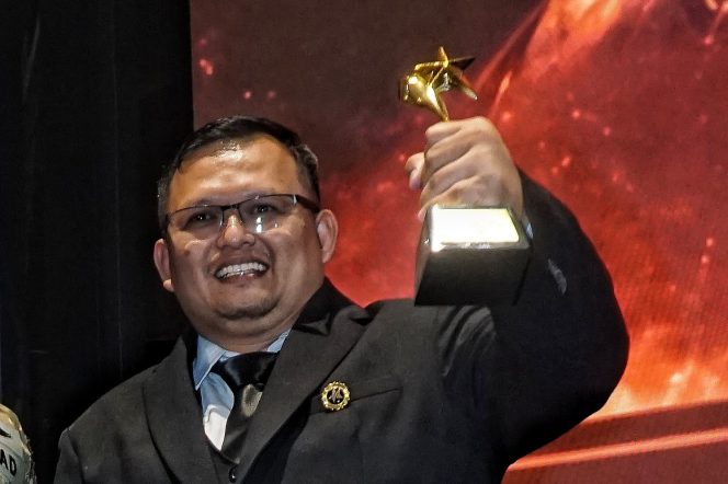 
					Agus Priyanto, Founder sekaligus Executive Director Zharev Education Center.
