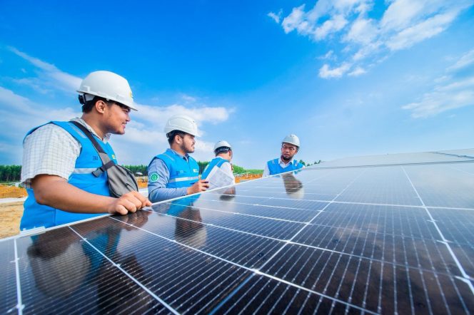 
					PLN Targetkan Tuntaskan Program PLTS 100 GWp