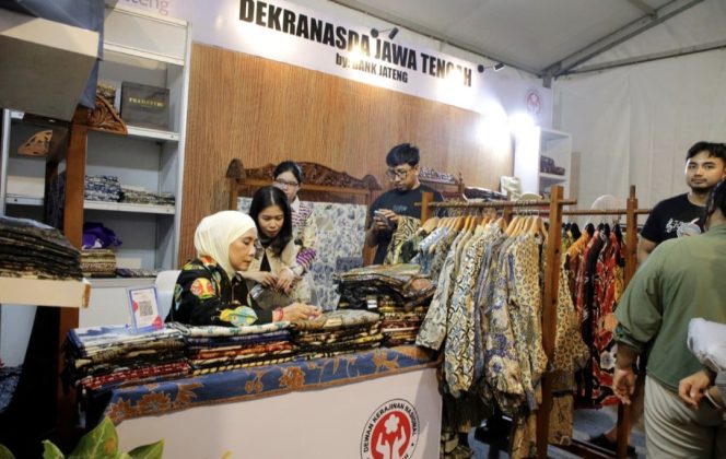 
					Nawal Yasin Dorong Anak Muda Terjun ke Industri Batik Pekalongan